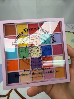 Kimchi Chic Beauty 'Send Me Sprinkles' 25-Color Eyeshadow Palette - Multi